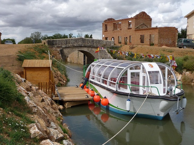 Excursión con niños en barco